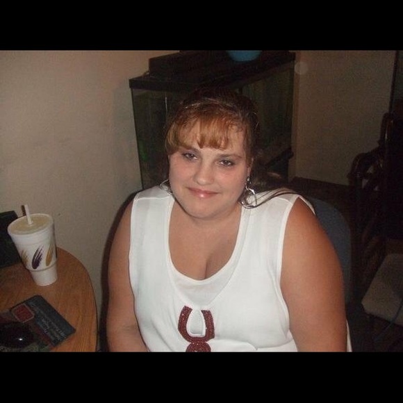 Meet your Posher, June - Picture 1 of 1